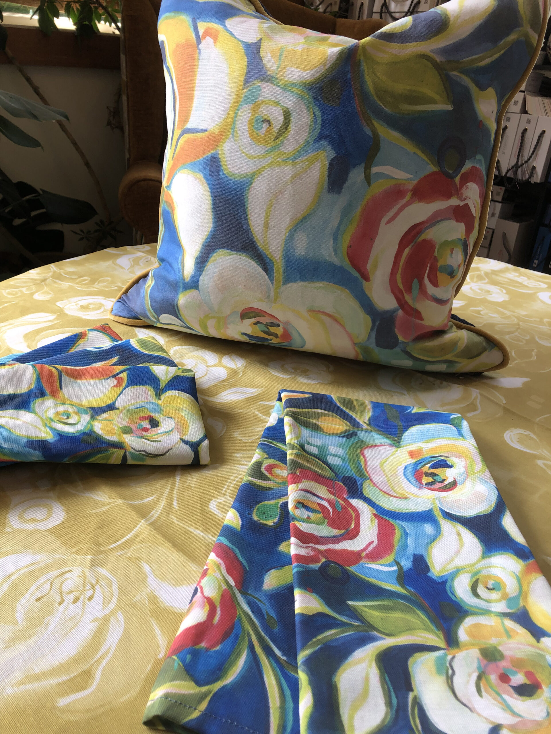 Linen-Cotton Tablecloth